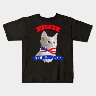 Happy 4th Of July Cute Cat Independece Day Cat With A Bow Tie Kids T-Shirt